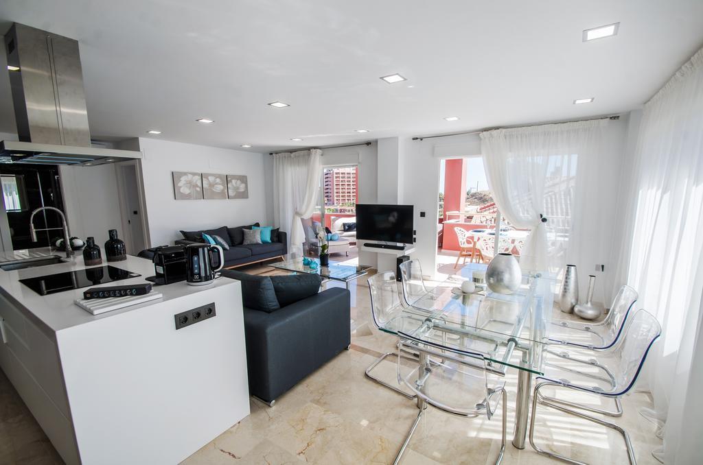 Gorgeous 170 Sq.M. Penthouse With Sea View Terraces Apartment Benalmadena Luaran gambar